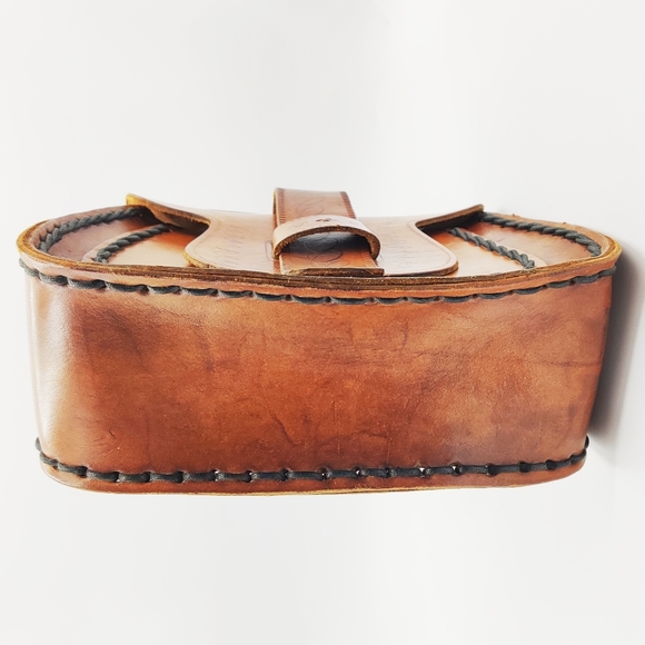 Vintage Hand Tooled Bag - Picture 5 of 9